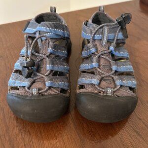 Keen YOUTH Newport H2 Blue/Gray Hiking Sandal - Size 1 Kids